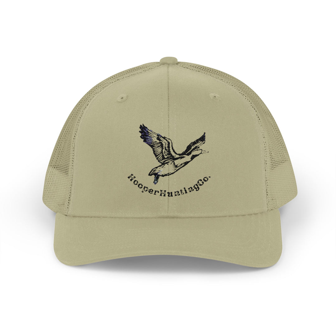 Vintage Style Snapback Trucker Cap with Bird Design - Perfect for Outdoor Adventures